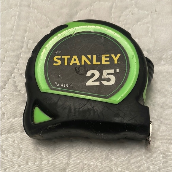 Stanley 25’ - 25 Feet Measuring Tape - Picture 1 of 11